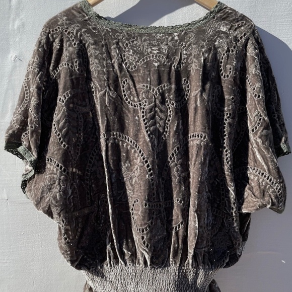 Love Johnny Was Silk Blend Velvet Eyelet Lace Ruched Boho Top M - Picture 2 of 12